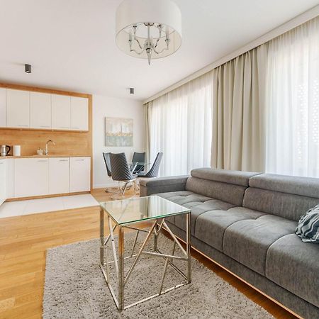 Apart111 Apartament Rodzinny 3 Pokoje - 2 Sypialnie- Sauna, Silownia Kolobrzeg Bagian luar foto