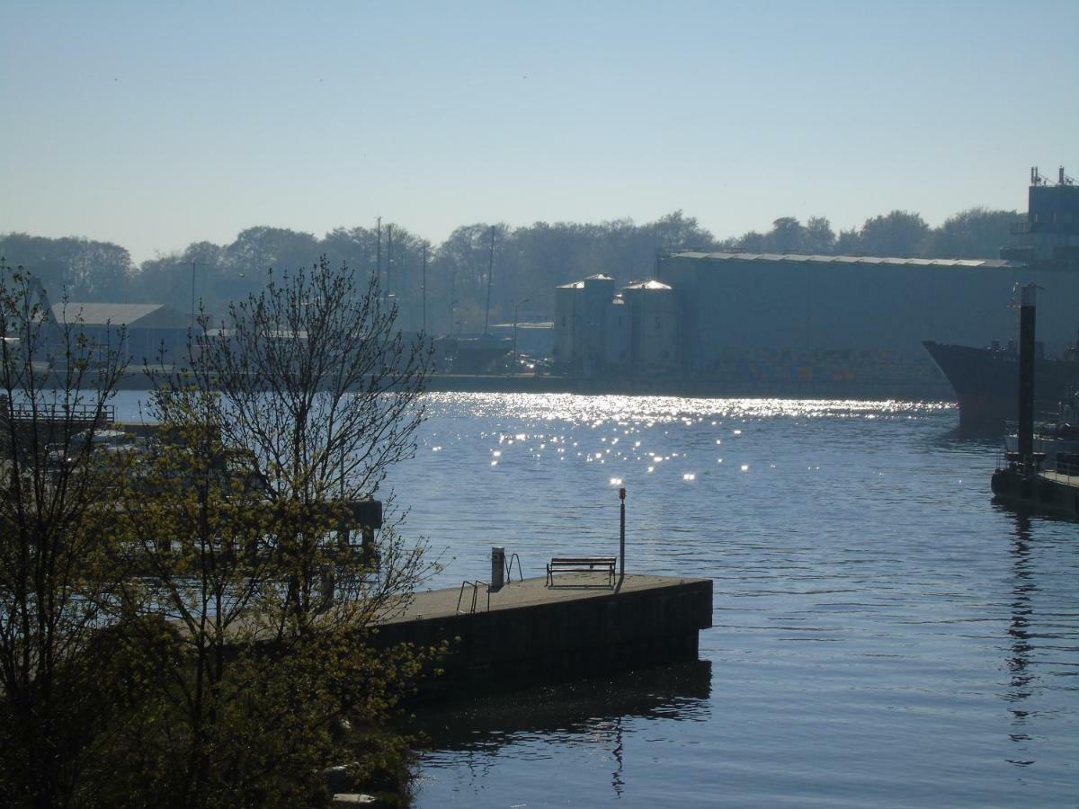 Apart111 Apartament Rodzinny 3 Pokoje - 2 Sypialnie- Sauna, Silownia Kolobrzeg Bagian luar foto