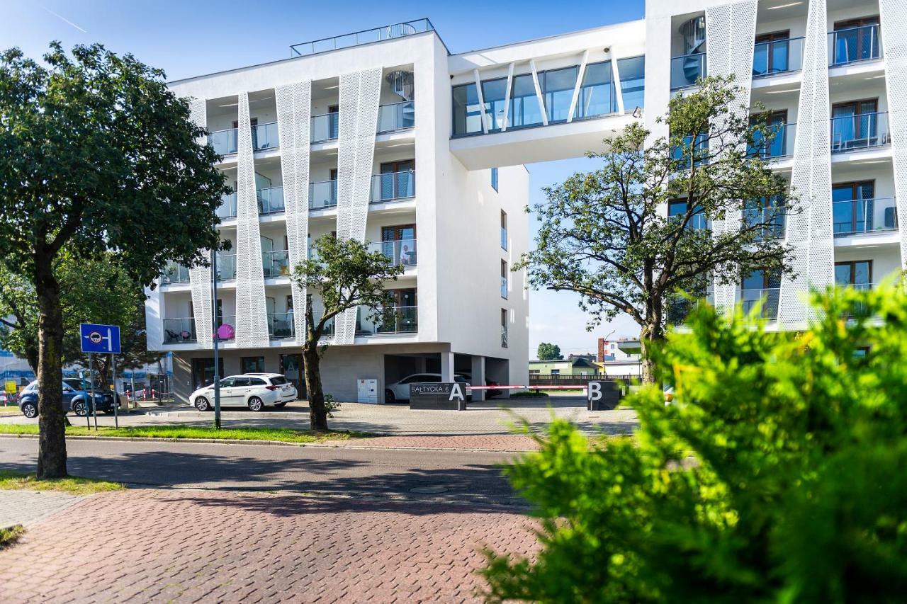Apart111 Apartament Rodzinny 3 Pokoje - 2 Sypialnie- Sauna, Silownia Kolobrzeg Bagian luar foto
